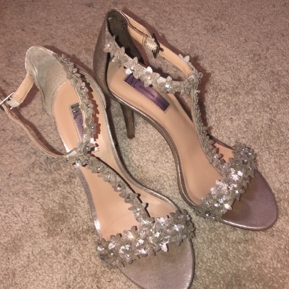 Silver/Gold Prom Heels - Picture 4 of 4